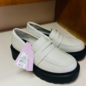 Formal white shoes